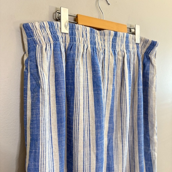3/$10⚡️Torrid Blue & White Striped Knee Length Skirt with Elastic Waist - Picture 10 of 14
